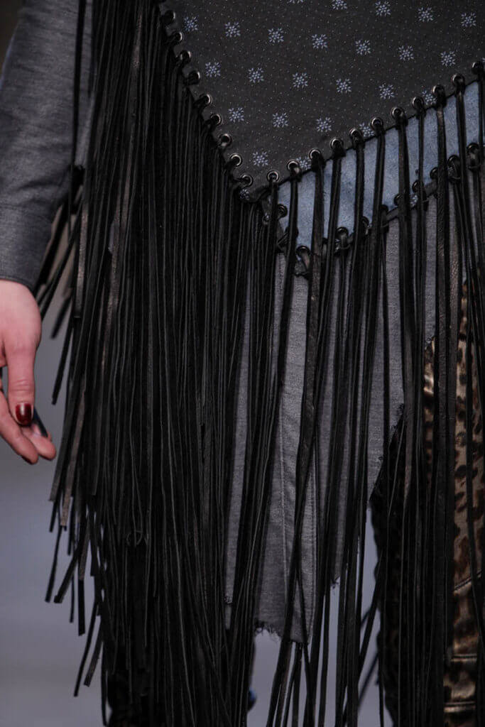 JANBOELO Fall Winter 2013 2014 collection scarf with leather fringes