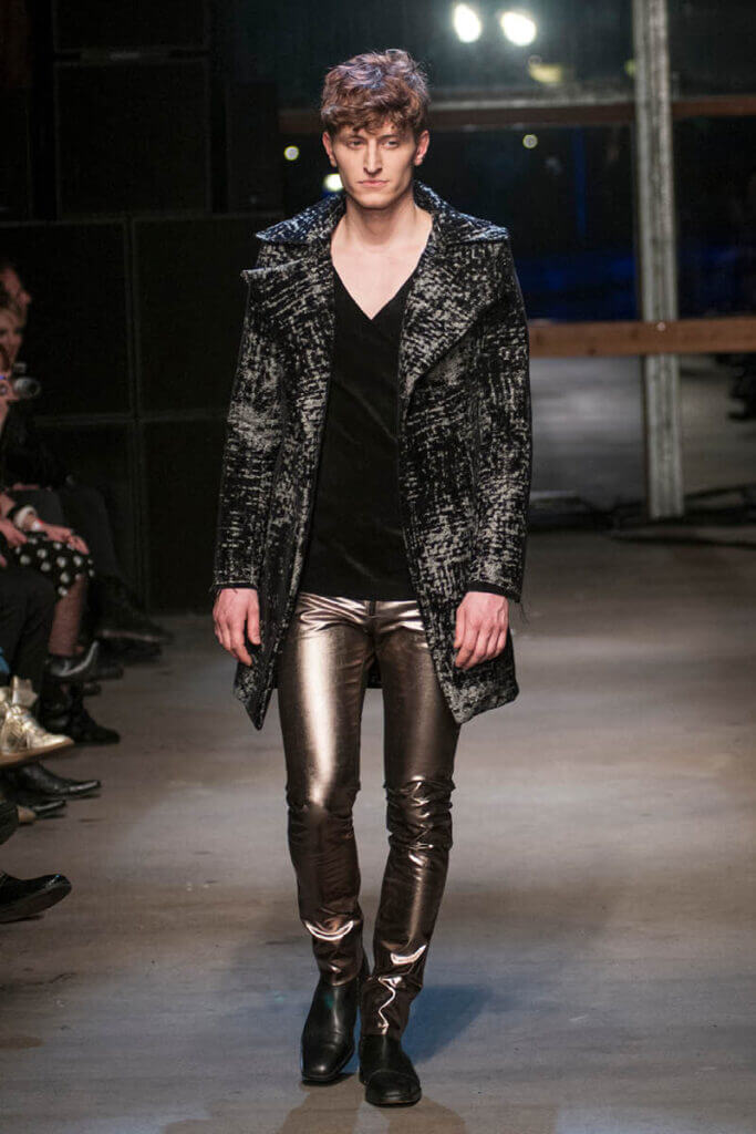 JANBOELO Fall Winter 2013 2014 collection wool coat with print