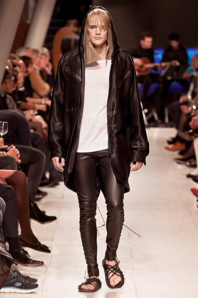 JANBOELO Fashion Show fall winter 2016 look 25, model in black outfit with white shirt and hoodie coat