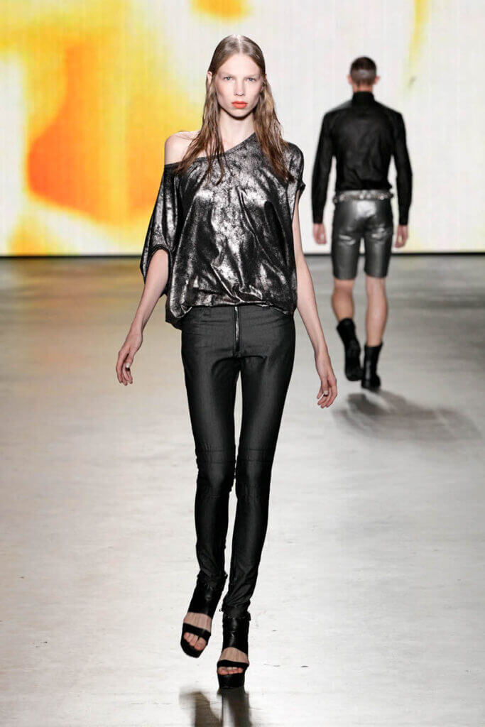 JANBOELO show Spring Summer 2013 collection Model in metallic top and trousers.