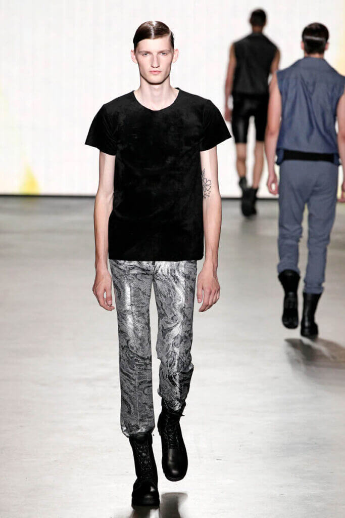 JANBOELO show Spring Summer 2013 collection Model walking in stylish casual outfit.