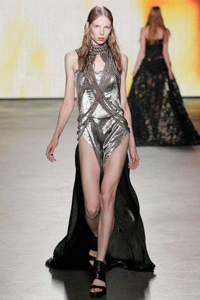 JANBOELO show Spring Summer 2013 collection silver metallic dress with chains