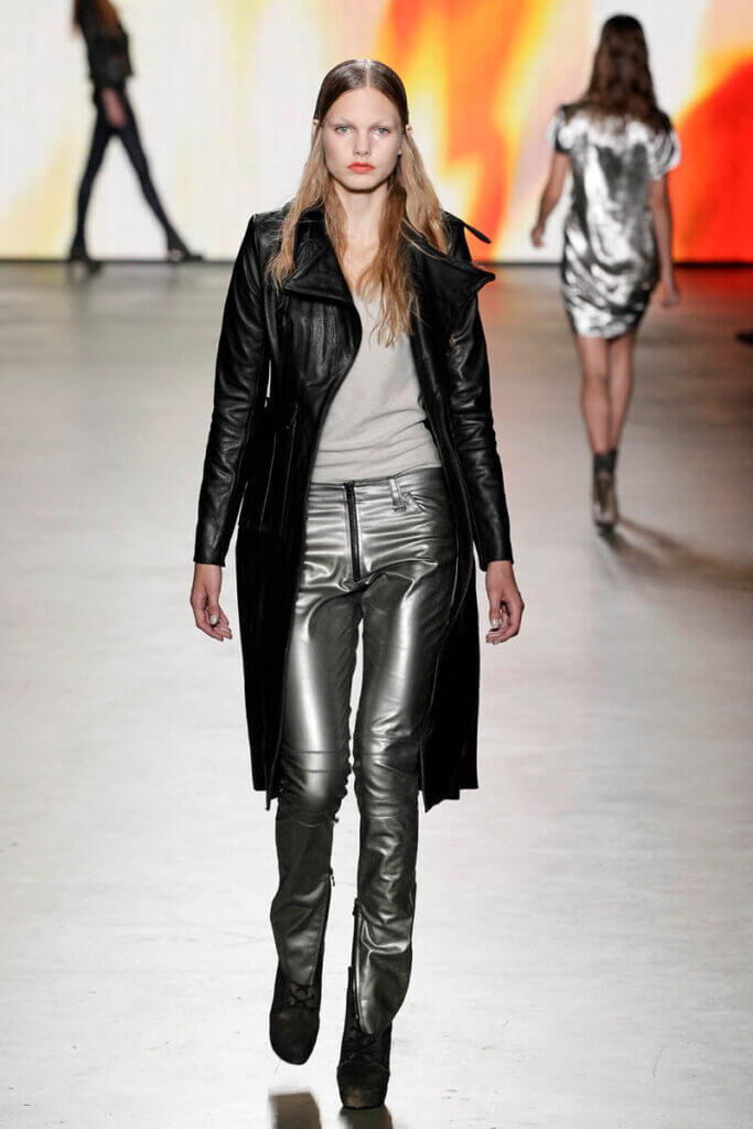 JANBOELO show Spring Summer 2013 collection long leather coat